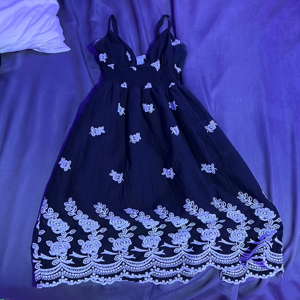 Cute black dress